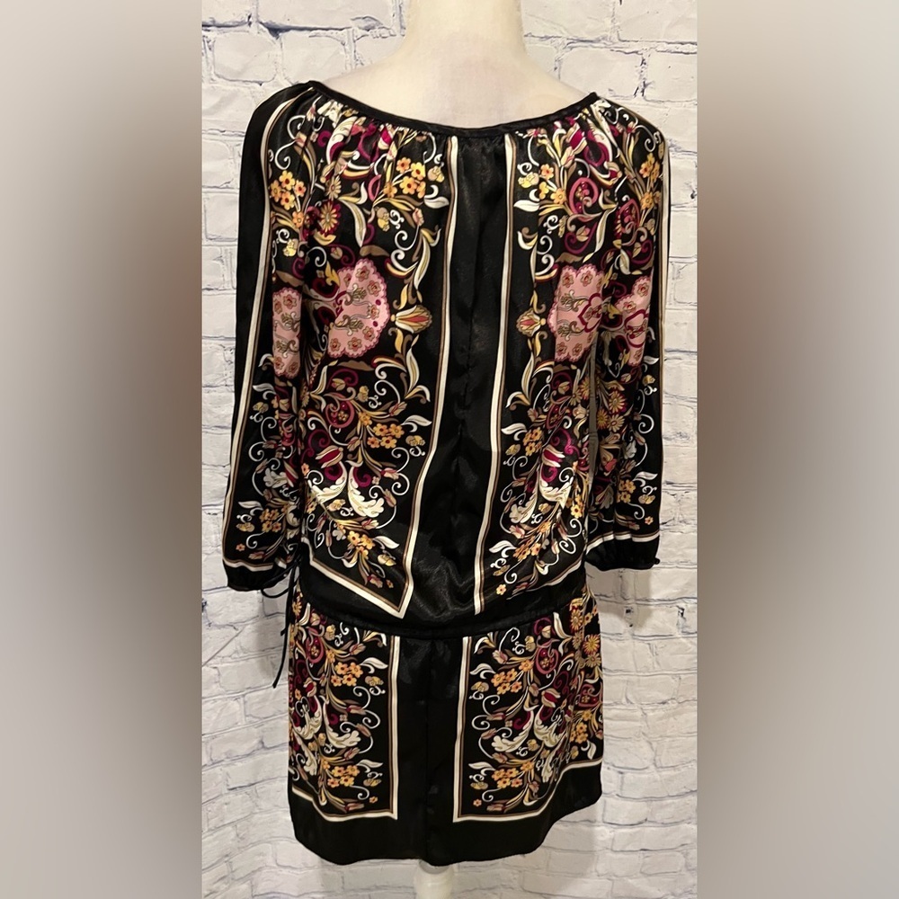 STUDIO JPR Multi Color Floral Design Top Black with Flowers Small dress - Picture 5 of 7